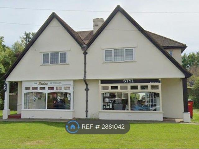 Middleton Road, Bognor Regis PO22, 3 bed flat to rent, £1,400 pcm | PrimeLocation