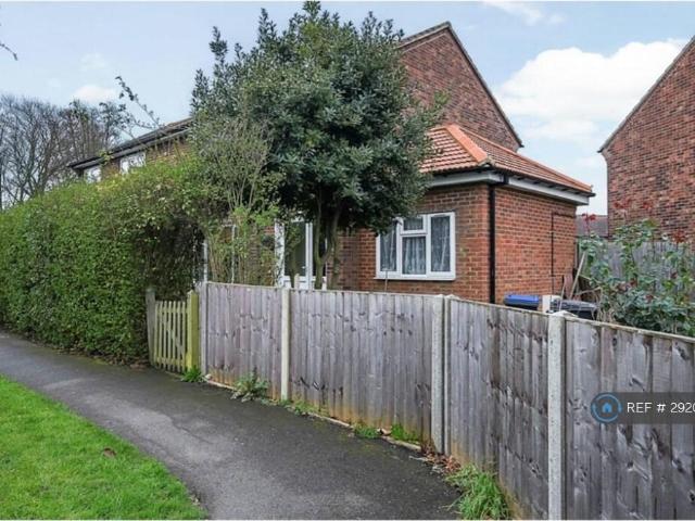Middleton Road, Morden, SM4 1 bed in a house share to rent £650 pcm £150 pw
