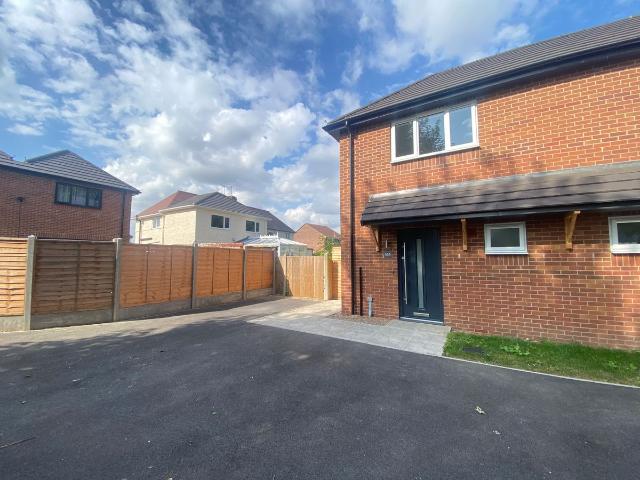 Middleton Road, Newark NG24, 2 bed semi detached house to rent, £950 pcm | PrimeLocation