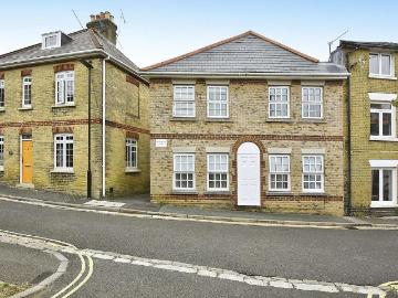Middleton Terrace, Cross Street, Cowes PO31, 2 bed terraced house to rent, £950 pcm | PrimeLocation