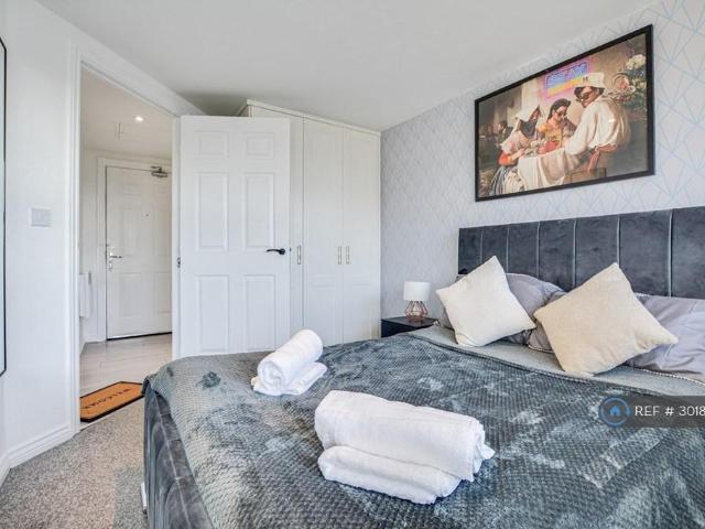Middlewood St, Salford, M5 2 bed flat to rent £1,450 pcm £335 pw