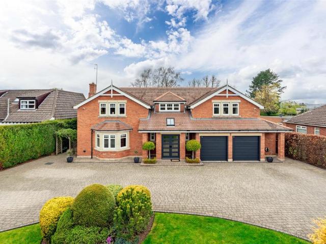 Middle Drive, Darras Hall, NE20 5 bed detached house to rent £6,750 pcm £1,558 pw