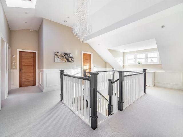 Middle Drive, Darras Hall, NE20 5 bed detached house to rent £7,500 pcm £1,731 pw