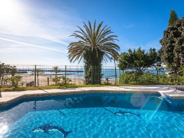 Middle Floor Apartment Marbella