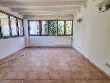 Middle Floor Apartment · Marbella