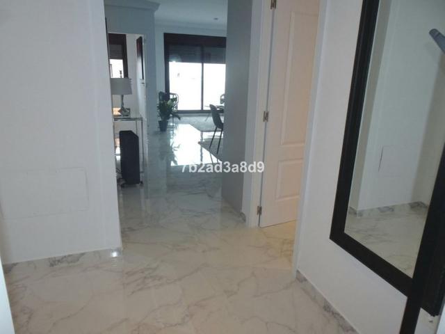Middle Floor Apartment · Nueva Andalucía