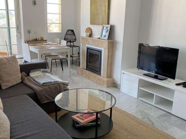 Middle Floor Apartment · Nueva Andalucía