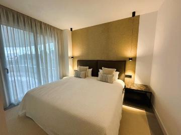 Middle Floor Apartment · Altos De Los Monteros