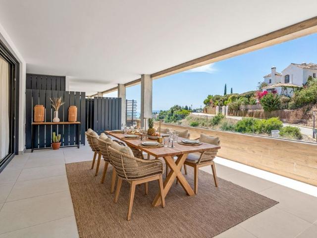 Middle Floor Apartment · Altos De Los Monteros