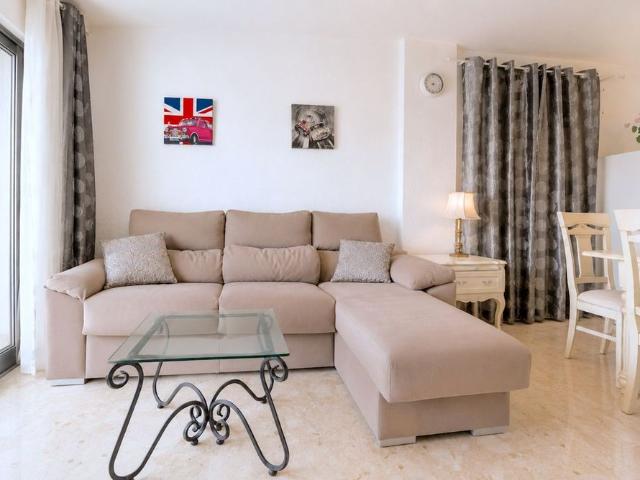 Middle Floor Apartment · Calahonda