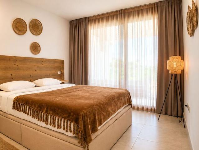 Middle Floor Apartment · Estepona