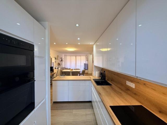 Middle Floor Apartment · Estepona