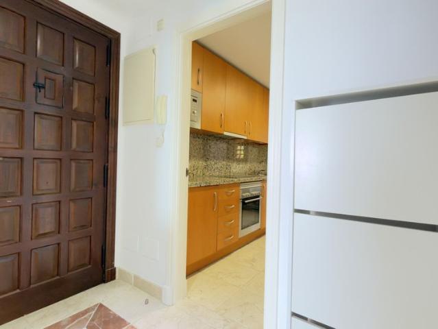 Middle Floor Apartment · Estepona