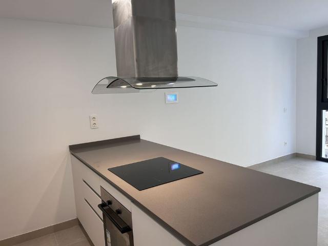 Middle Floor Apartment · Estepona