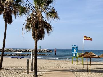 Middle Floor Apartment in Marbella