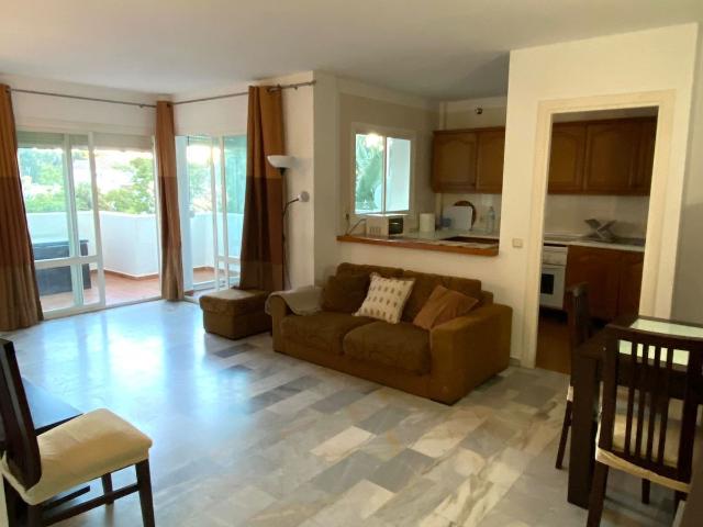 Middle Floor Apartment in Marbella