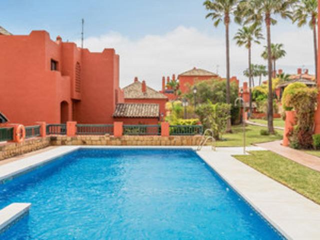 Middle Floor Apartment in Mijas