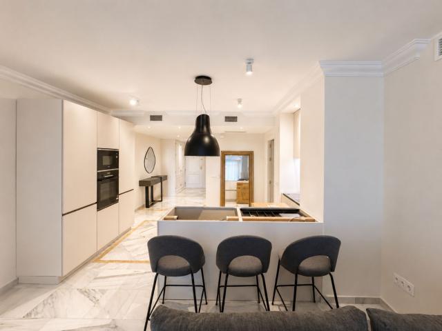 Middle Floor Apartment in Nueva Andalucía