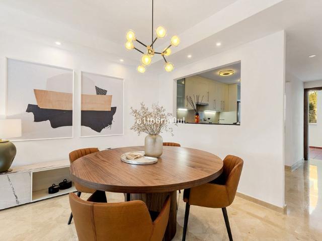Middle Floor Apartment in Nueva Andalucía