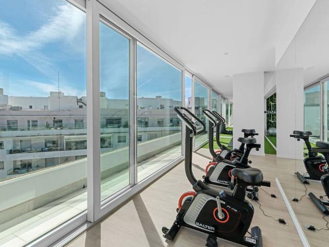 Middle Floor Apartment in Nueva Andalucía