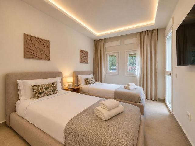 Middle Floor Apartment in Nueva Andalucía