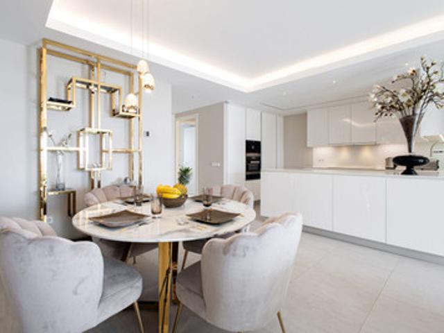 Middle Floor Apartment in Nueva Andalucía