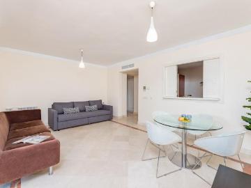 Middle Floor Apartment in Nueva Andalucía