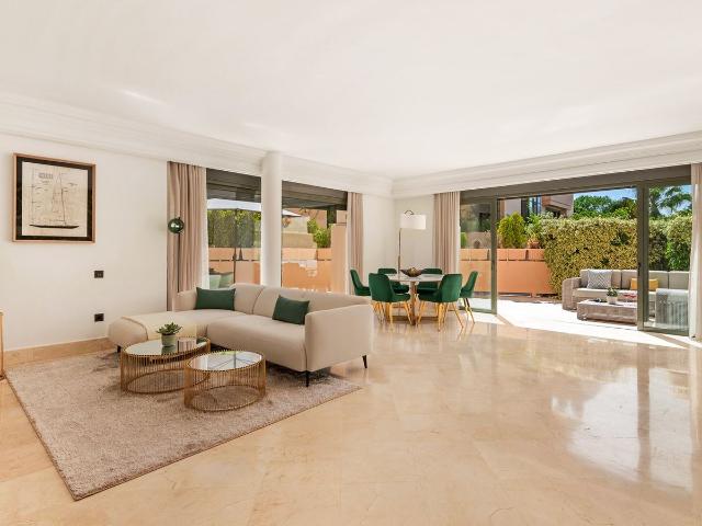 Middle Floor Apartment in Nueva Andalucía