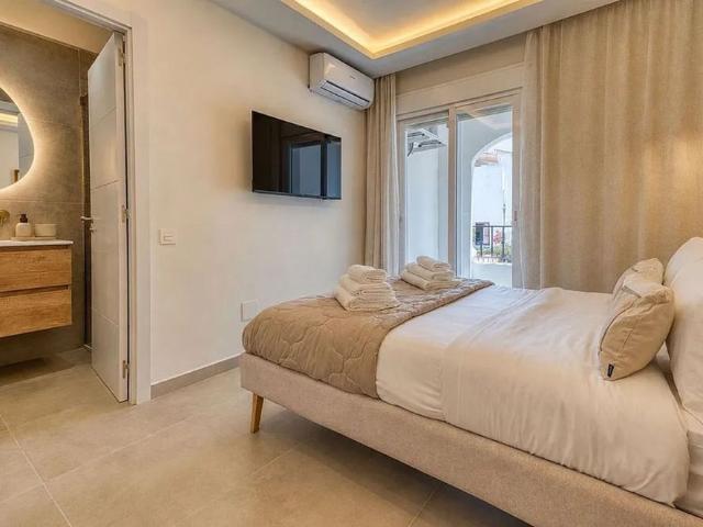 Middle Floor Apartment in Nueva Andalucía