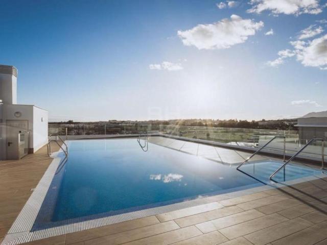 Middle Floor Apartment in Nueva Andalucía