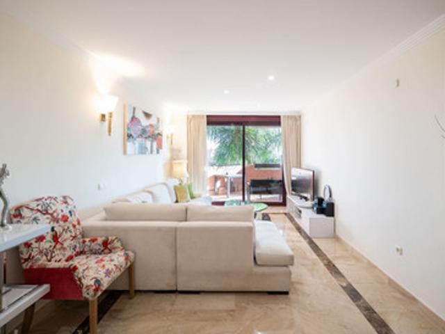 Middle Floor Apartment in New Golden Mile