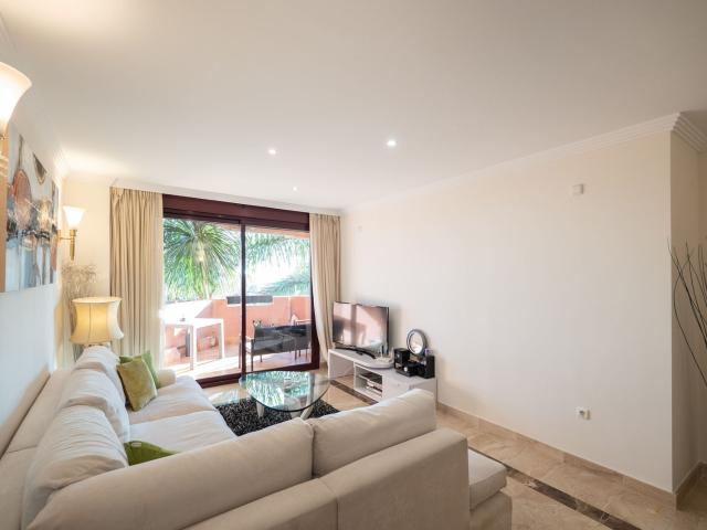 Middle Floor Apartment in New Golden Mile