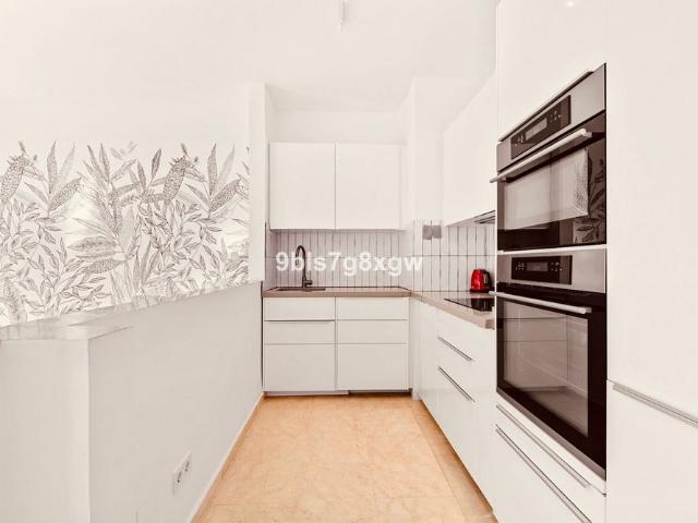 Middle Floor Apartment in Benavista