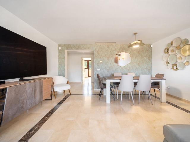 Middle Floor Apartment in Benahavís