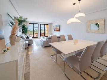 Middle Floor Apartment in Benahavís