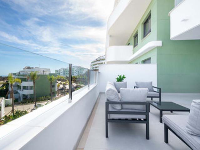 Middle Floor Apartment in Calanova Golf