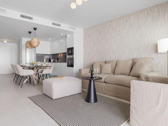 Middle Floor Apartment in Cancelada