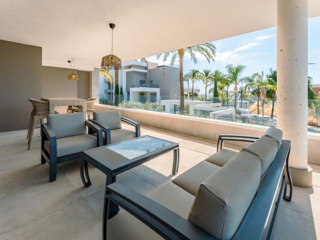 Middle Floor Apartment in Cancelada