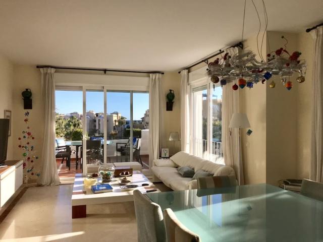 Middle Floor Apartment in Costalita