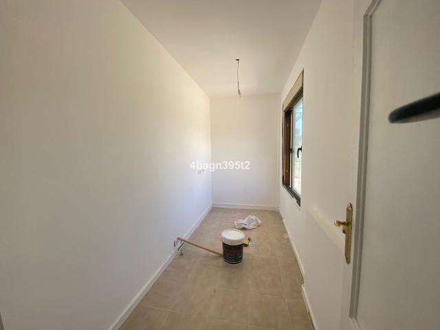 Middle Floor Apartment in El Faro