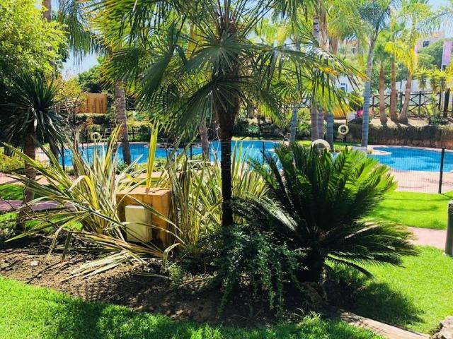 Middle Floor Apartment in El Paraiso