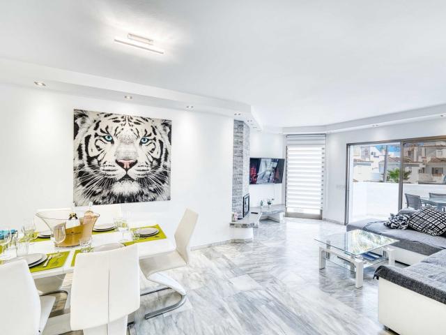 Middle Floor Apartment in Elviria