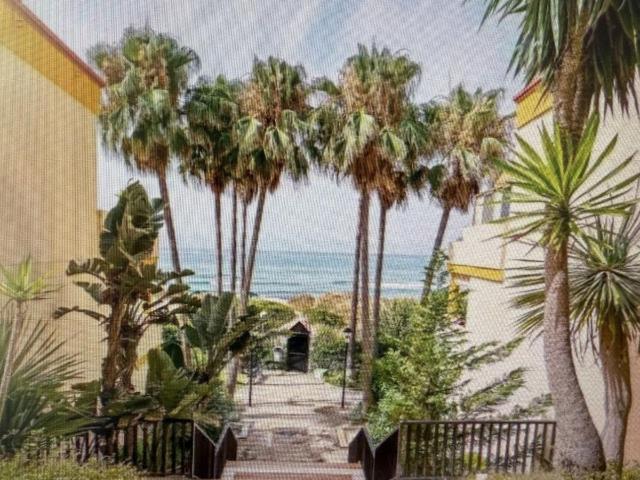 Middle Floor Apartment in Elviria