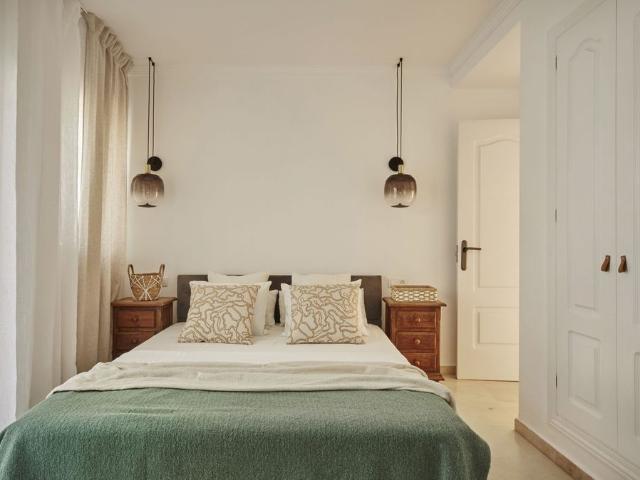 Middle Floor Apartment in Estepona