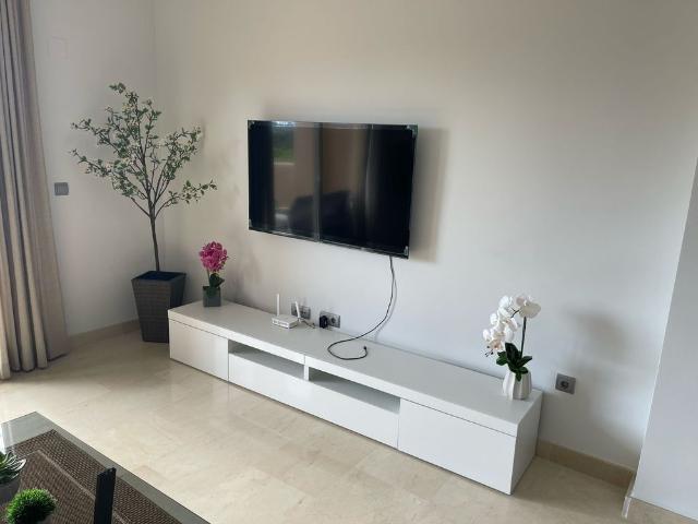 Middle Floor Apartment in Estepona