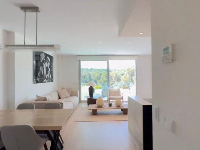 Middle Floor Apartment in Estepona