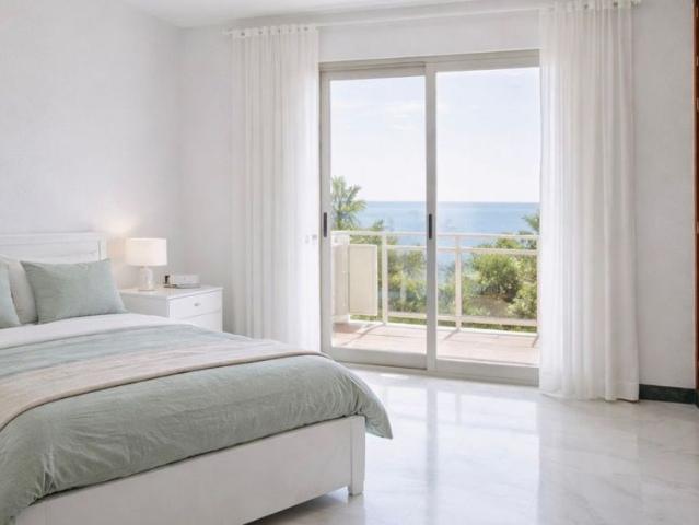 Middle Floor Apartment in Estepona