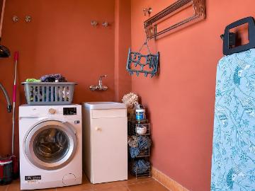 Middle Floor Apartment in Estepona