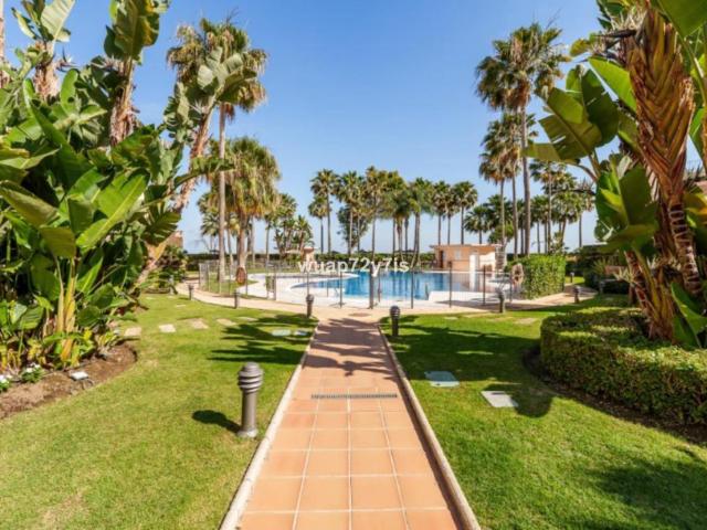Middle Floor Apartment in Estepona