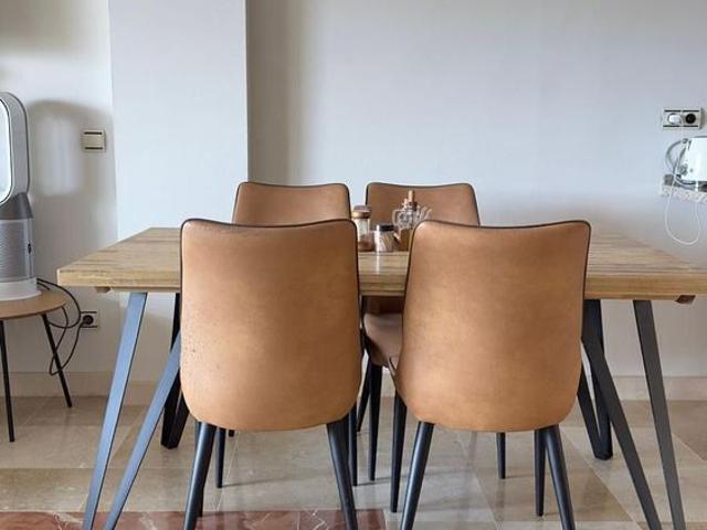 Middle Floor Apartment in Estepona
